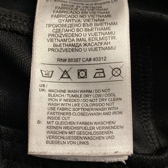 Tiro pants - Adidas Climacool Youth medium pants black with gold stripes. - Picture 10 of 10